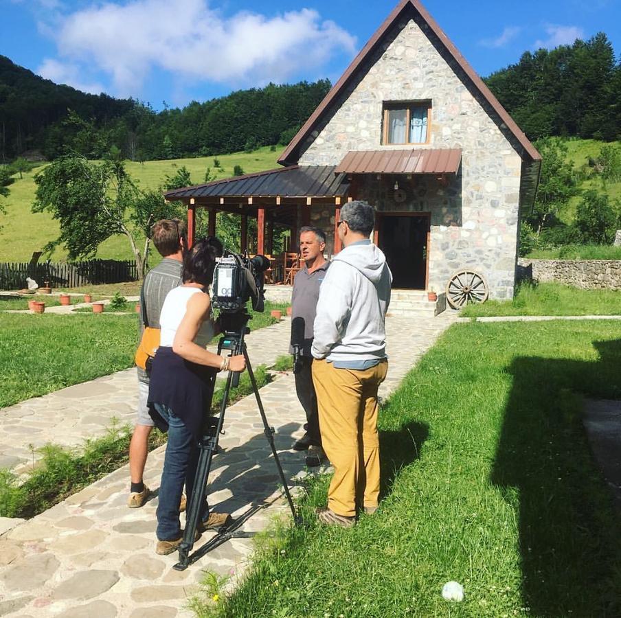 Guesthouse Alpini Lepushe Екстериор снимка